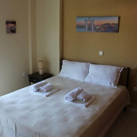 Paralia Ofriniou Gr Sunrise Apartments 3 Exterior photo