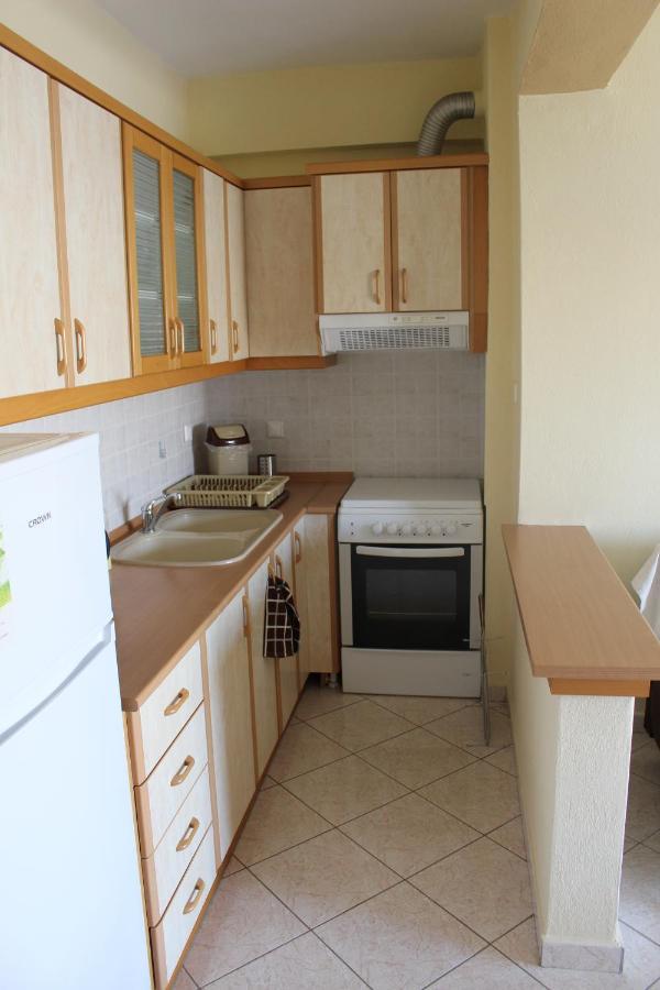 Paralia Ofriniou Gr Sunrise Apartments 3 Exterior photo