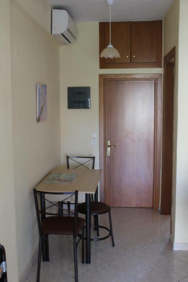 Paralia Ofriniou Gr Sunrise Apartments 3 Exterior photo