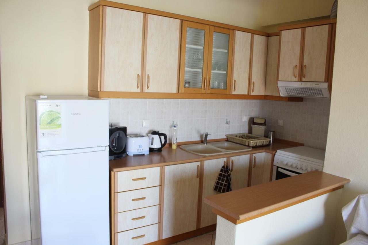 Paralia Ofriniou Gr Sunrise Apartments 3 Exterior photo